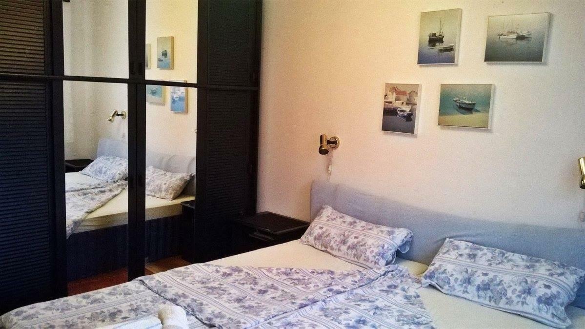Apartments Zambratija Εξωτερικό φωτογραφία